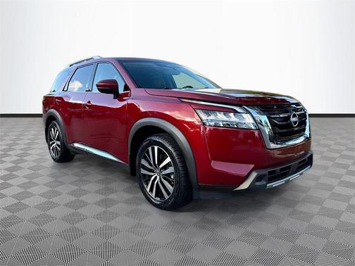 2023 Nissan Pathfinder Platinum 4WD