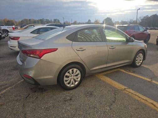 2021 Hyundai Accent SE