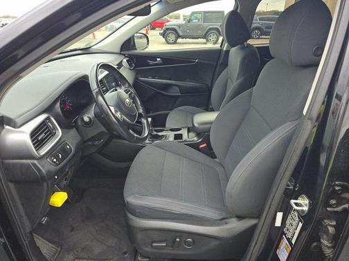 2019 Kia Sorento S