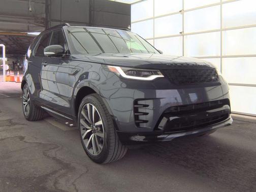 Gray 2024 Land Rover Discovery P360 Dynamic SE