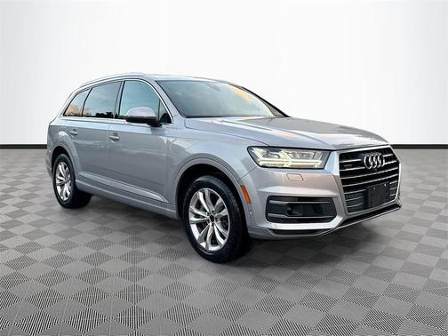 2019 Audi Q7 45 Premium Plus