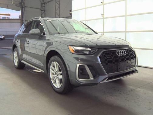 2023 Audi Q5 45 S line Premium