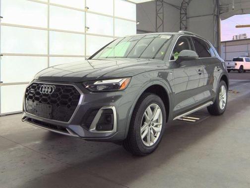 2023 Audi Q5 45 S line Premium