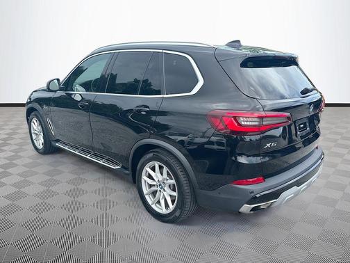 Jet Black 2023 BMW X5 PHEV xDrive45e