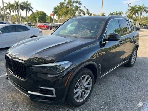 Jet Black 2023 BMW X5 PHEV xDrive45e