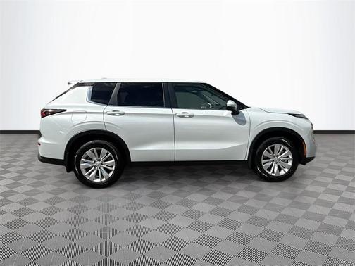 2025 Mitsubishi Outlander ES 2.5 2WD
