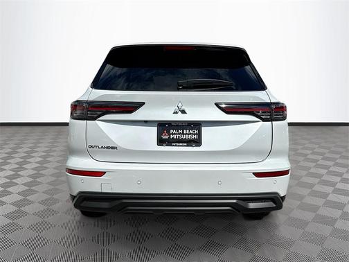 2025 Mitsubishi Outlander ES 2.5 2WD