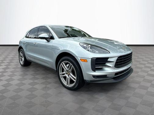 2021 Porsche Macan Base