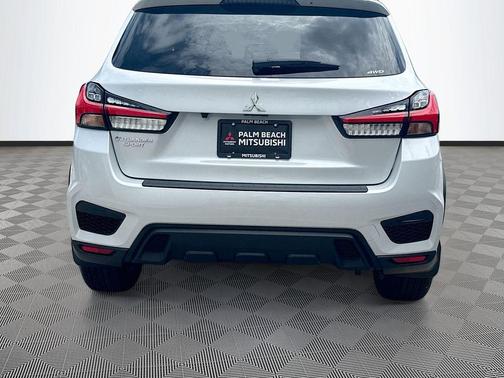 White Diamond 2026 Mitsubishi Outlander Sport 2.0 ES