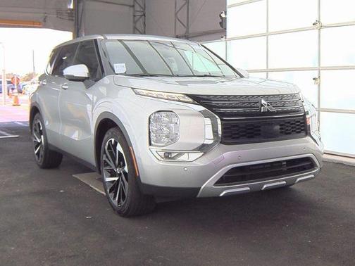 2024 Mitsubishi Outlander SE 2.5 2WD