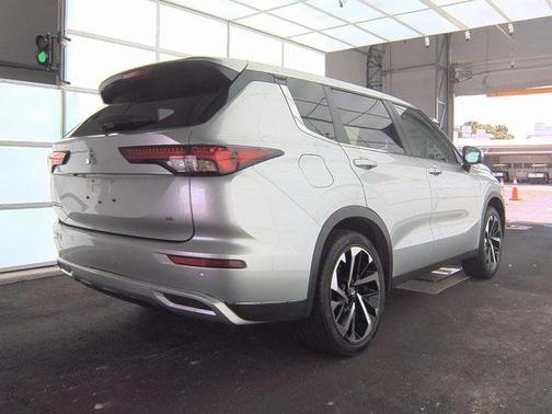 2024 Mitsubishi Outlander SE 2.5 2WD