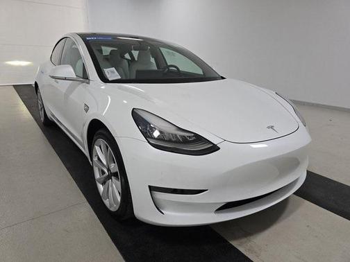 2020 Tesla Model 3 Standard Range Plus
