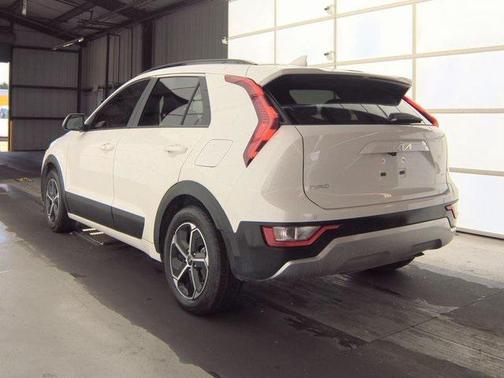 2024 Kia Niro EX