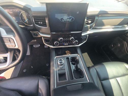 Agate Black Metallic 2023 Ford Expedition XLT