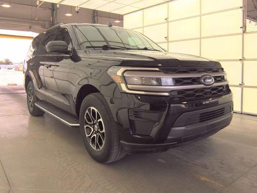 Agate Black Metallic 2023 Ford Expedition XLT