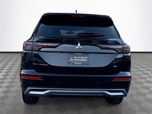 2025 Mitsubishi Outlander SE 2.5 2WD