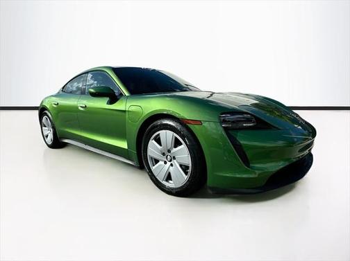 2022 Porsche Taycan Base
