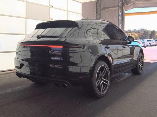 2021 Porsche Macan S