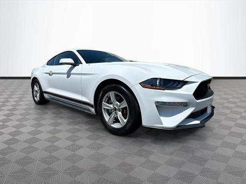2021 Ford Mustang EcoBoost