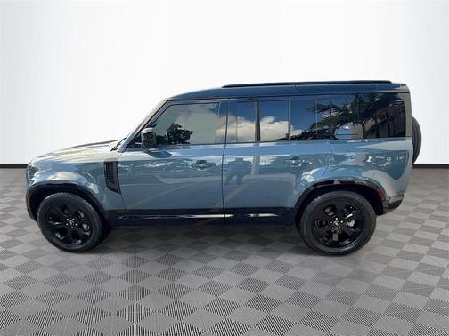 2022 Land Rover Defender 110 X-Dynamic SE