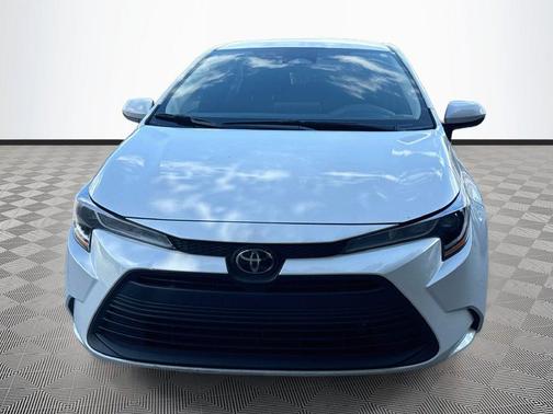 Pearl 2026 Toyota Corolla LE