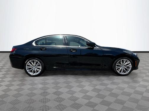 2024 BMW 330 330i Sedan