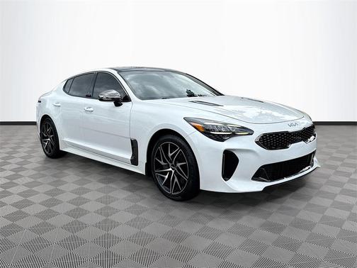 2022 Kia Stinger GT-Line