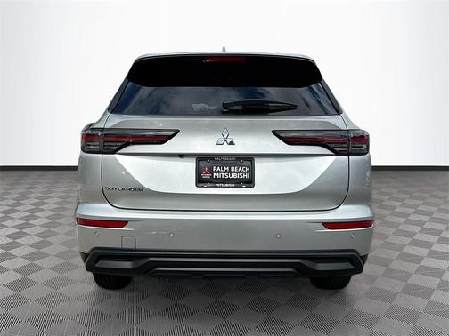 2025 Mitsubishi Outlander ES 2.5 2WD