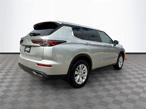 2025 Mitsubishi Outlander ES 2.5 2WD
