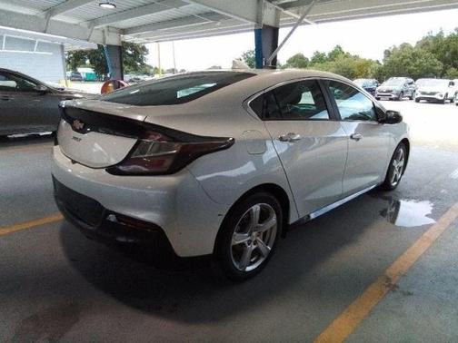 2017 Chevrolet Volt LT