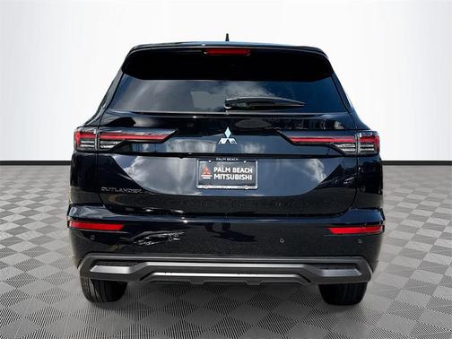 2025 Mitsubishi Outlander ES 2.5 2WD