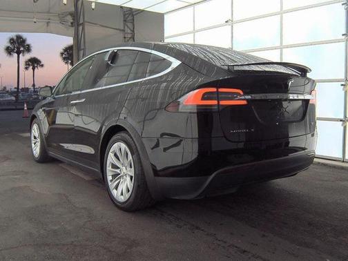 2017 Tesla Model X 75D