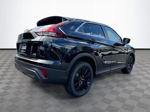 2025 Mitsubishi Eclipse Cross LE