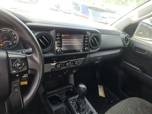 Barcelona Red Metallic 2022 Toyota Tacoma SR