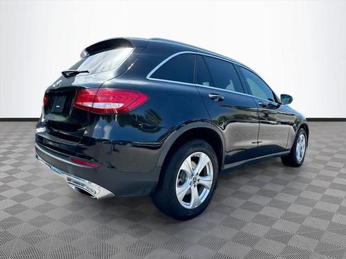 2017 Mercedes-Benz GLC 300 Base