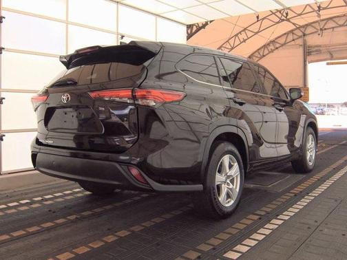 2021 Toyota Highlander L