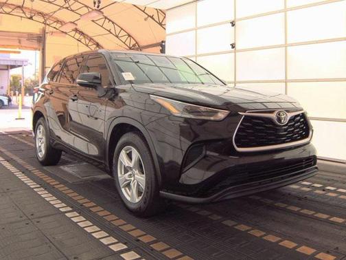 2021 Toyota Highlander L