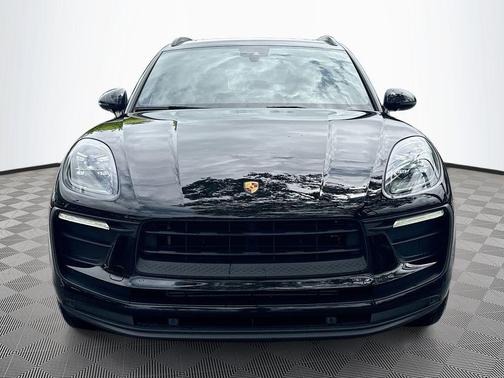 Black 2022 Porsche Macan Macan