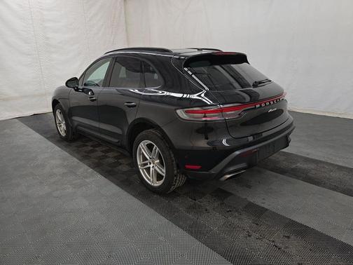 Black 2022 Porsche Macan Macan