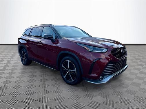2022 Toyota Highlander XSE
