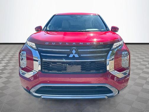 Red Diamond 2026 Mitsubishi Outlander SE