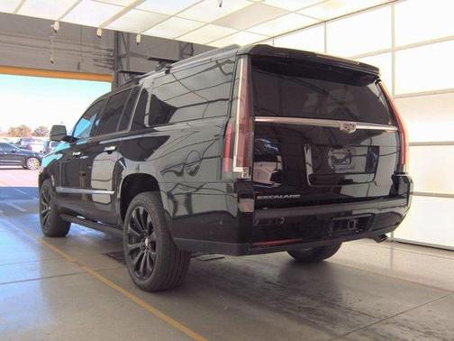 2018 Cadillac Escalade ESV Platinum