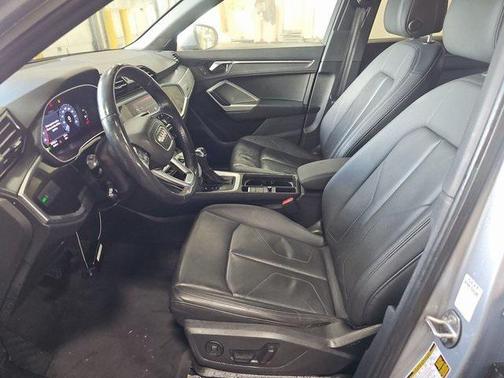 2020 Audi Q3 45 Premium