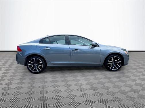 2018 Volvo S60 T5 Dynamic
