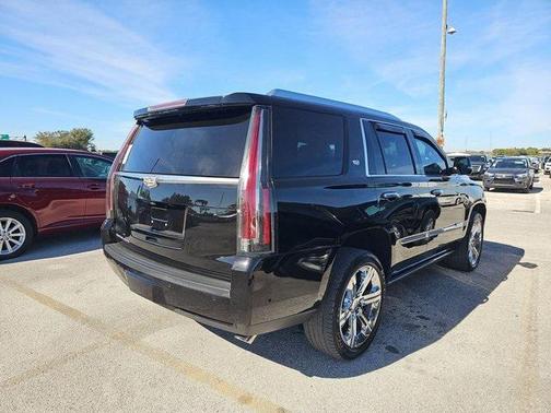 2018 Cadillac Escalade Premium Luxury