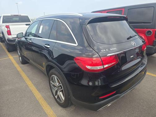 Black 2019 Mercedes-Benz GLC 300 Base