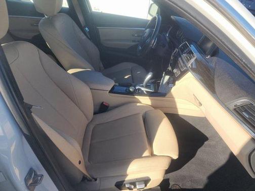 2018 BMW 330e iPerformance