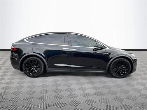 2016 Tesla Model X 90D