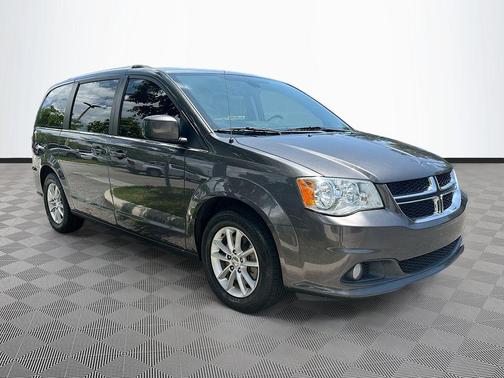 Granite Pearlcoat 2020 Dodge Grand Caravan SXT