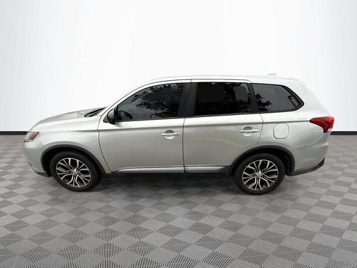 2018 Mitsubishi Outlander ES